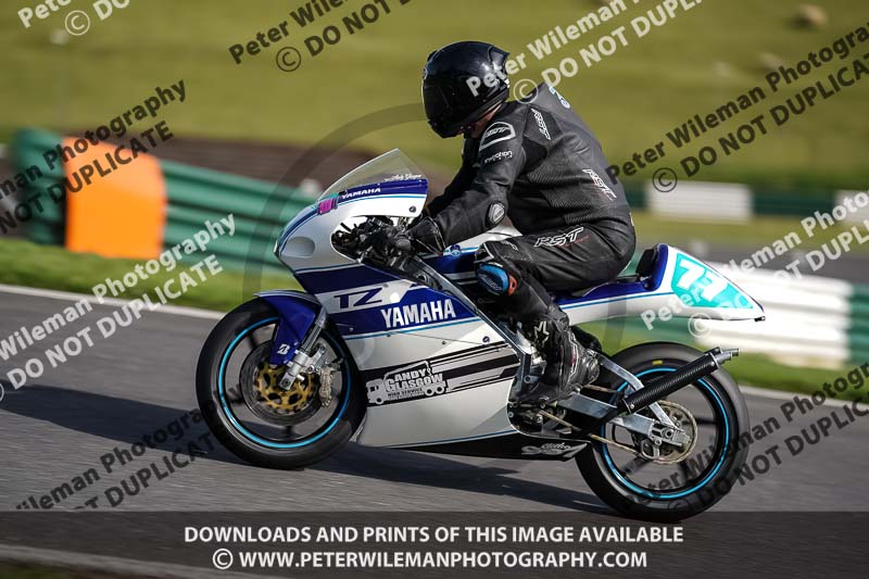 cadwell no limits trackday;cadwell park;cadwell park photographs;cadwell trackday photographs;enduro digital images;event digital images;eventdigitalimages;no limits trackdays;peter wileman photography;racing digital images;trackday digital images;trackday photos